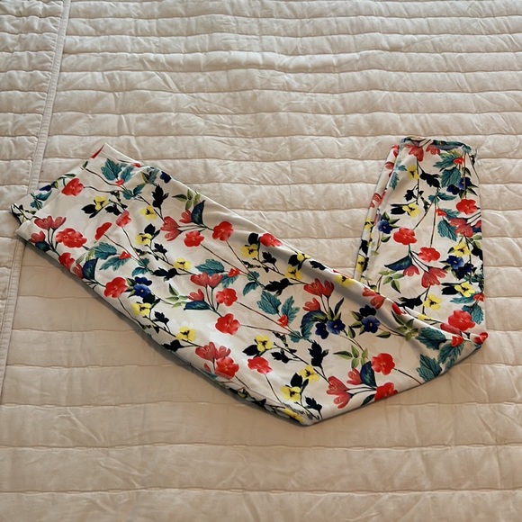 Fabletics Floral leggings - Picture 6 of 6